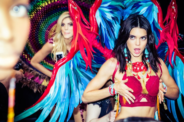 Victoria’s Secret Fashion Show 2016 