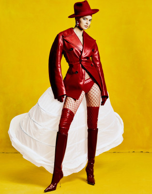 Kendall Jenner - W Magazine (2022)