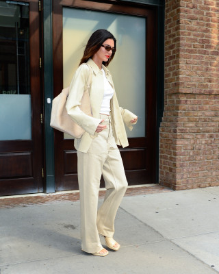 Kendall Jenner - Out in New York 09/14/2021