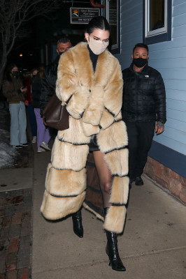Kendall Jenner - Leaving Matsuhisa restaurant in Aspen, CO 01/16/2022