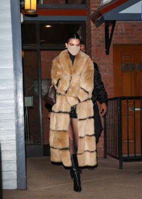Kendall Jenner - Leaving Matsuhisa restaurant in Aspen, CO 01/16/2022