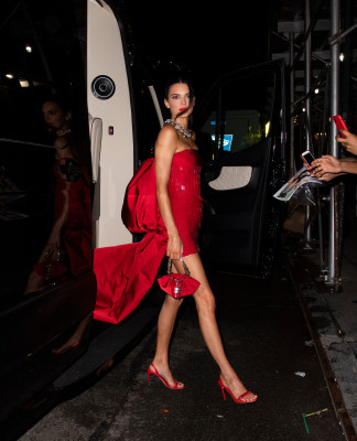 Kendall Jenner - Arriving at Met Gala&#039;s After Party 09/14/2021