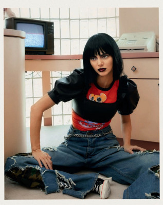 Kendall Jenner by Micaiah Carter for Vogue Espana // August 2021