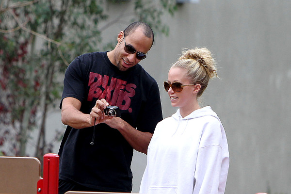 Kendra Wilkinson pic #342358