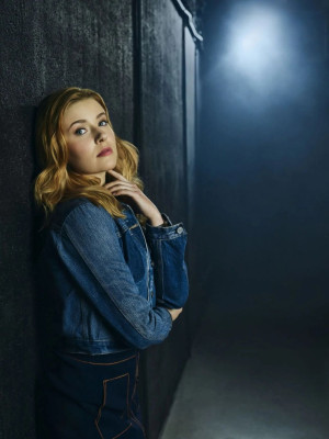 Kennedy McMann – “Nancy Drew” Photos