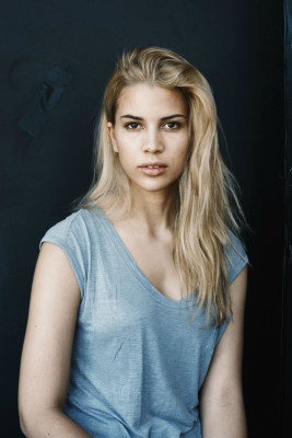 photo 15 in Kenya Kinski-Jones gallery [id986049] 2017-08-01 00:00:00