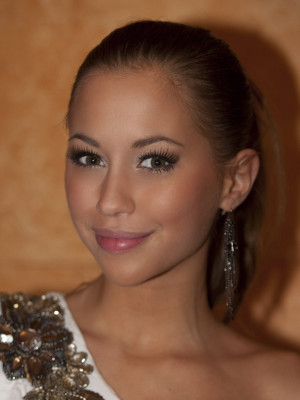 Kenza Zouiten pic #945629