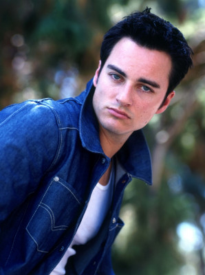 photo 3 in Kerr Smith gallery [id249988] 2010-03-16 00:00:00