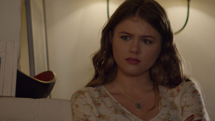 Kerri Medders - Seal Team (2019) 2x22 &#039;Never Out Of The Fight&#039;