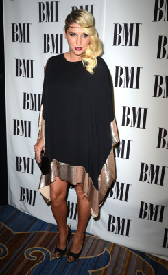 Kesha Rose Sebert pic #512882