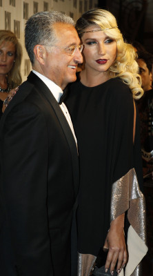 Kesha Rose Sebert pic #512883