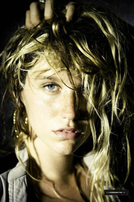 Kesha Rose Sebert pic #255609
