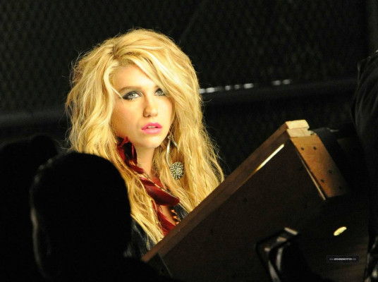 Kesha Rose Sebert pic #255607