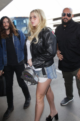 певица Kesha