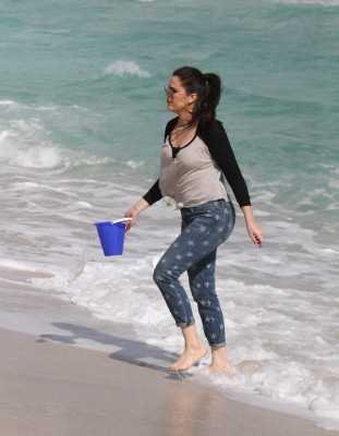 Khloe Kardashian pic #589457