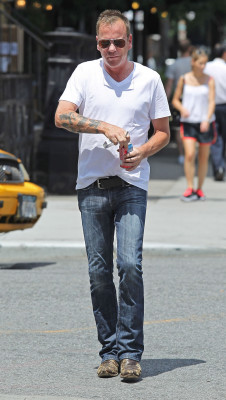 Kiefer Sutherlend pic #535103