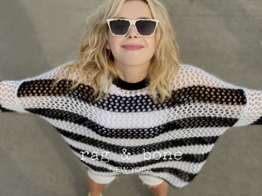 Kiernan Shipka – Rag &amp; Bone Sunglasses 2021