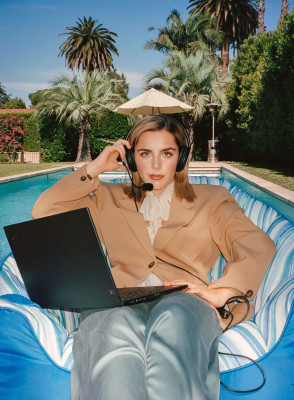 Kiernan Shipka for InStyle || August 2020