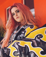 Kiiara - Whippin Music Video (2017)