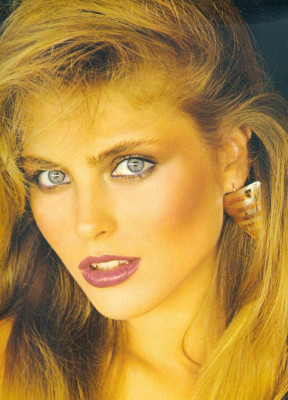 Kim Alexis pic #385306