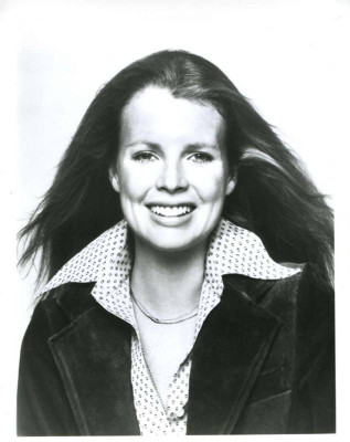 Kim Basinger pic #384405