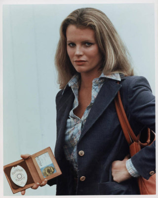 Kim Basinger pic #384408