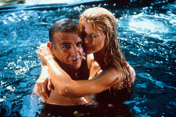 Kim Basinger - Never Say Never Again (1983)