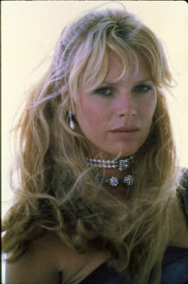 Kim Basinger - Never Say Never Again (1983)