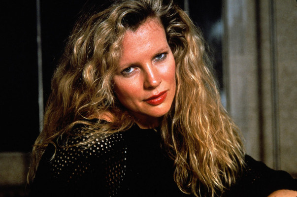 Kim Basinger pic #226710