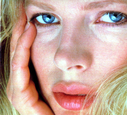Kim Basinger pic #261376
