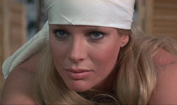 Kim Basinger pic #281652
