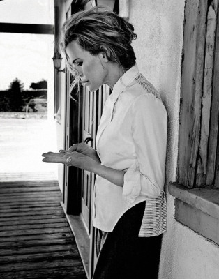 Kim Basinger pic #754598