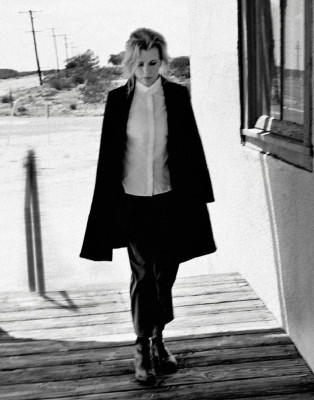 Kim Basinger pic #754602