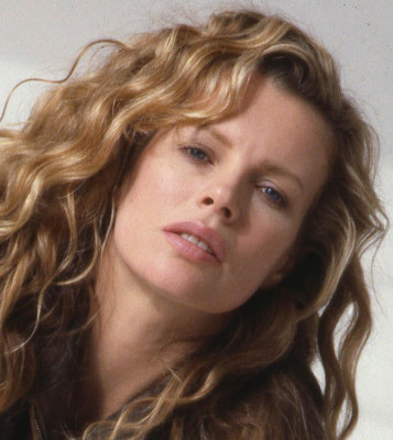 Kim Basinger - Photoshoot 1987