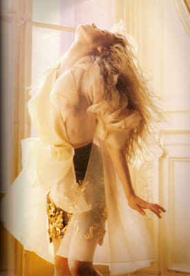 Kim Basinger pic #410978