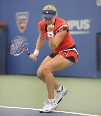photo 4 in Clijsters gallery [id545979] 2012-08-08 00:00:00