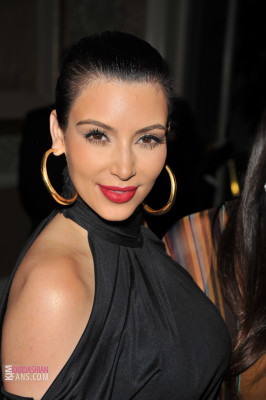 photo 19 in Kardashian gallery [id470525] 2012-02-27 00:00:00