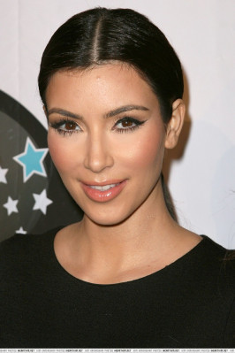 photo 12 in Kim Kardashian gallery [id197762] 2009-10-16 00:00:00