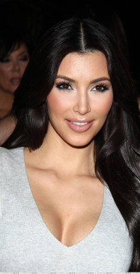 Kim Kardashian pic #205656