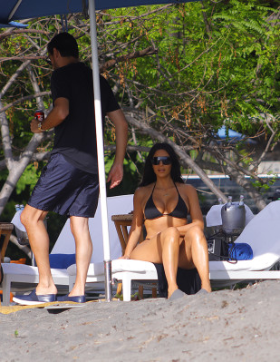 Kim Kardashian pic #1187822