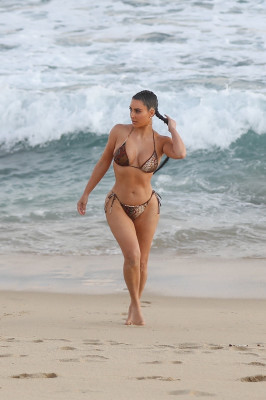 Kim Kardashian is seen in Malibu, California | 26.08.2020