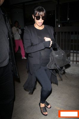 photo 19 in Kardashian gallery [id625209] 2013-04-14 00:00:00