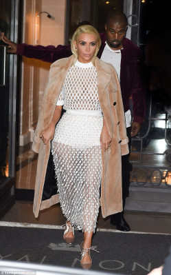 photo 18 in Kardashian gallery [id796879] 2015-03-13 00:00:00