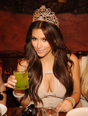Kim Kardashian pic #424665