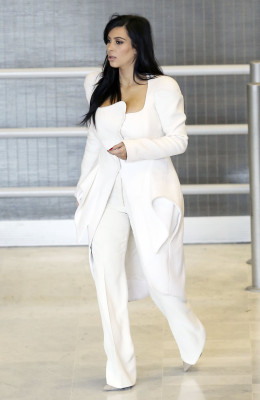 photo 26 in Kardashian gallery [id613303] 2013-03-15 00:00:00
