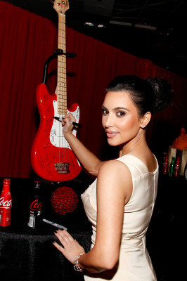 Kim Kardashian pic #325370