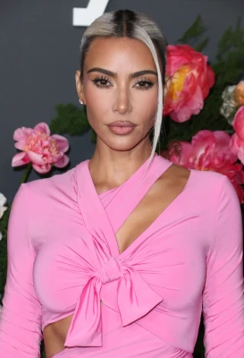 Kim Kardashian - Baby2Baby Gala in West Hollywood 11/12/2022