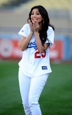 photo 29 in Kardashian gallery [id156670] 2009-05-08 00:00:00