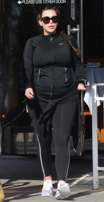 Kim Kardashian pic #634519