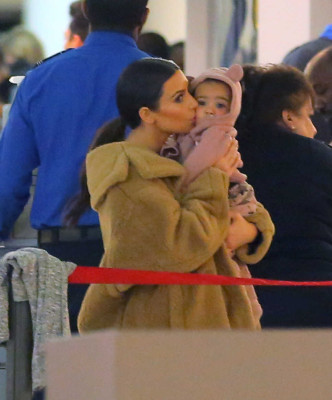 photo 3 in Kardashian gallery [id706466] 2014-03-06 00:00:00